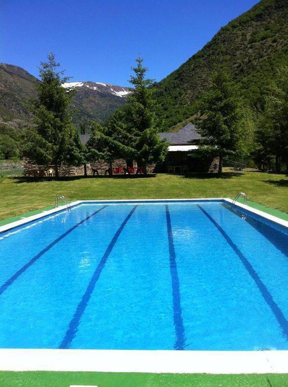 Apartaments Vall Ferrera Areu Bagian luar foto